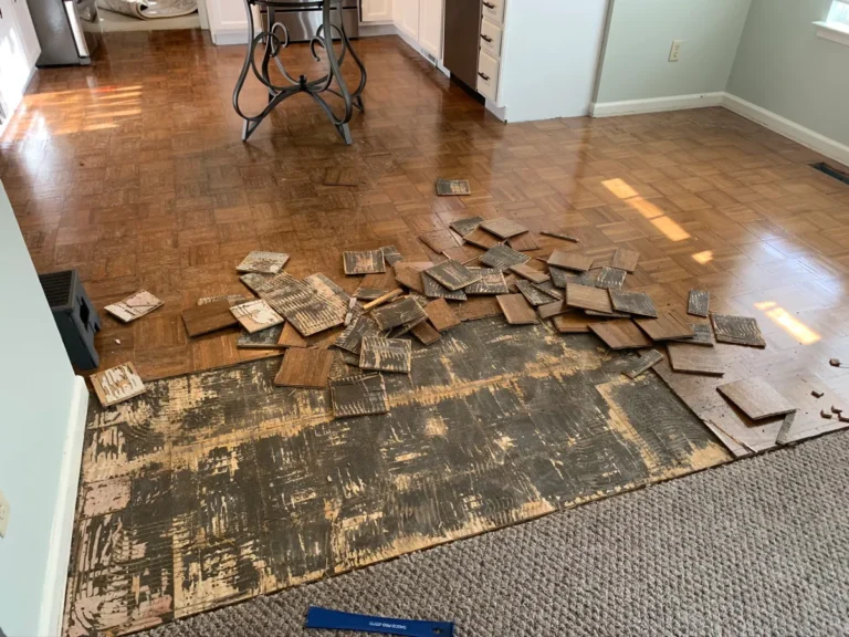 skidanje parketa Beograd – uklanjanje starog parketa u stanu
